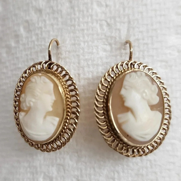 Vintage 14K Yellow Gold Carved Sardonyx Shell Full Face Cameo Earrings S&S 5g - Picture 4 of 4